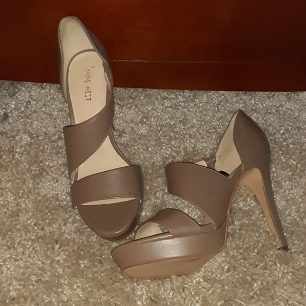 NINE West Platform Heels